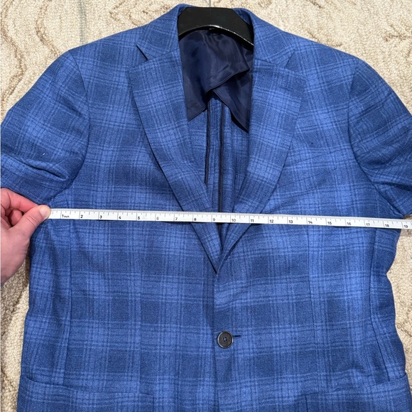 Peter Millar Silk/Cashmere Sports Coat 38R - Picture 4 of 5